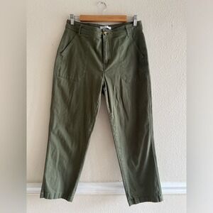 Elizabeth and James Green Straight Pants Size 8 Neutral Casual Contemporary
